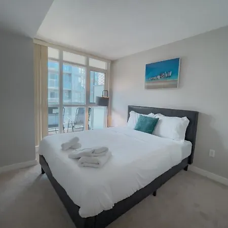 Ferienwohnung Downtown 2Bed Free Parking